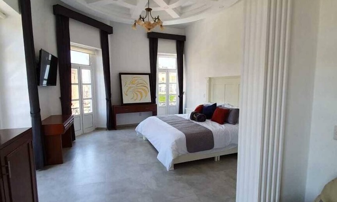 Tepatitlan de Morelos Hotel | Hotel Estancia Real