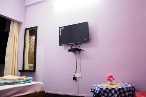 Central Pune Hotel | Hotel Everest Inn By WB Inn