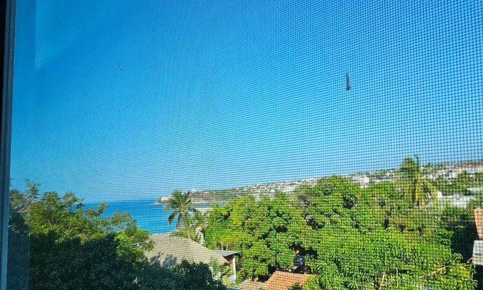 Brisas de Zicatela Hotel | Hotel Familiar Abejac