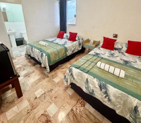Downtown Cancun Hotel | Hotel Farallon Inn Cancún