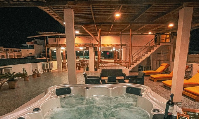 Bahia de la Academia Hotel | Hotel Flamingo