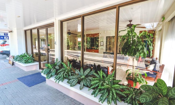 Manuel Antonio Hotel | Hotel Flor Blanca