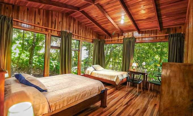 Monteverde Bed & Breakfast | Hotel Flor de Bromelia