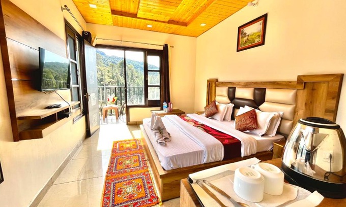 Banikhet Hotel | Hotel Forest View Dalhousie, Banikhet