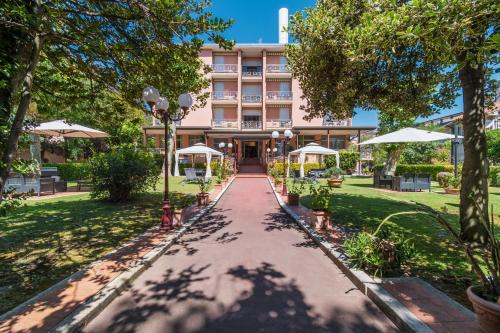 Marina di Massa Hotel | Hotel Gabrini