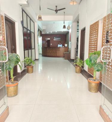 Rishikesh Hotel | Hotel Gangour