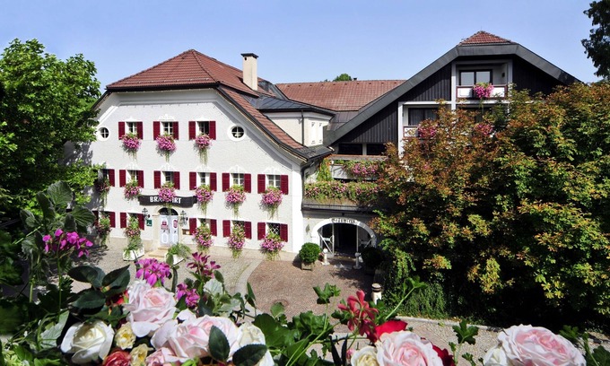 Lengfelden Hotel | Hotel Gasthof Bräuwirth