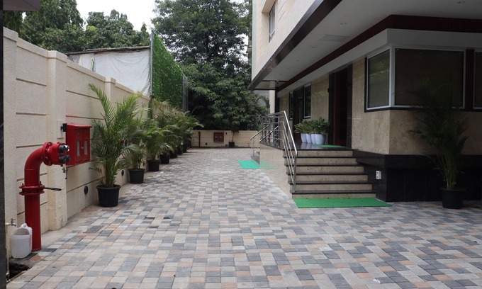 Thane West Hotel | Hotel Golden Nest - Thane
