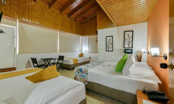Punta Hansa Hotel | Hotel Grand Caribe
