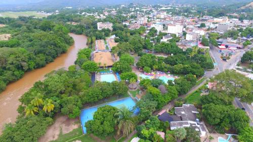 Melgar Hotel | Hotel Guadaira Resort