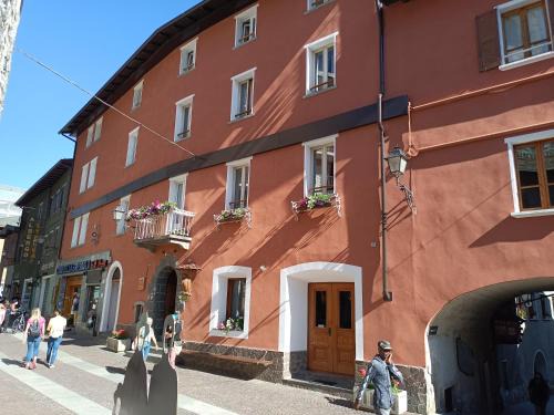 Bormio Hotel | Hotel Gufo