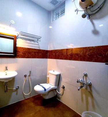 Yercaud Hotel | Hotel GVS Residency