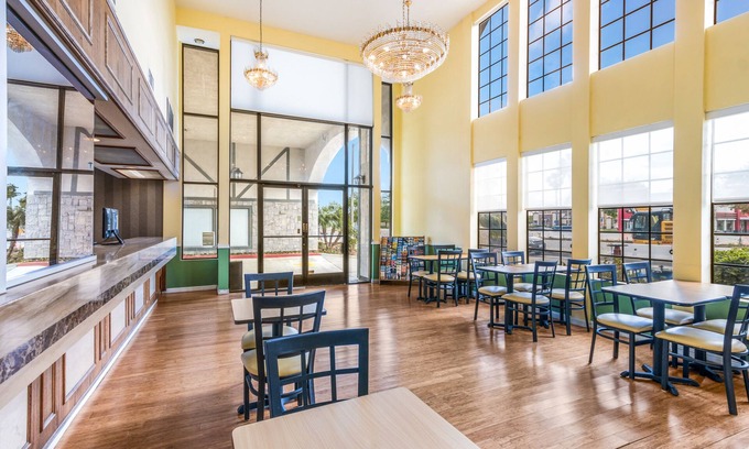 Ontario Hotel | Hotel Hacienda at Ontario Ranch
