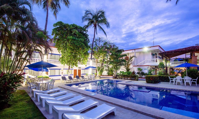 Diaz Ordaz Hotel | Hotel Hacienda Vallarta Playa Las Glorias