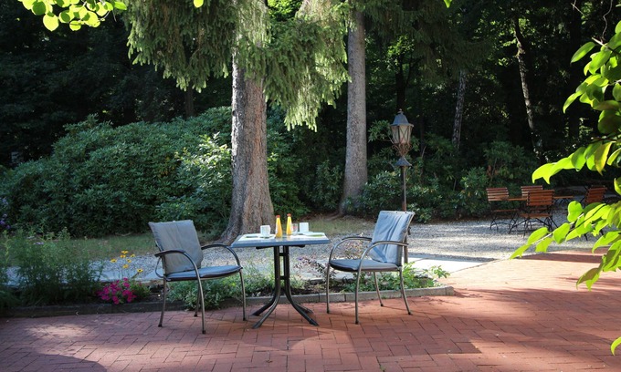 Bad Homburg v.d. Hoehe Hotel | Hotel Hardtwald
