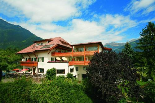 Tirolo Apartment | Hotel Haselried