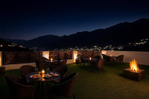 Orai Hotel | Hotel Himalayan Hill Queen -Centrally Heated & Air cooled # On Mall Road# Best Selling Hotel in Mcleodganj