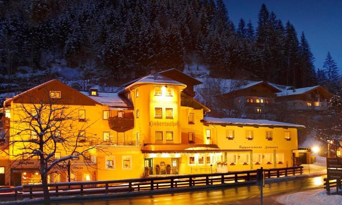 Huettau Hotel | Hotel Hubertushof