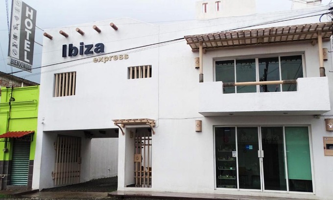Tapachula Hotel | Hotel Ibiza Express