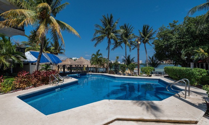 Punta Cancun Hotel | Hotel Imperial Laguna Faranda