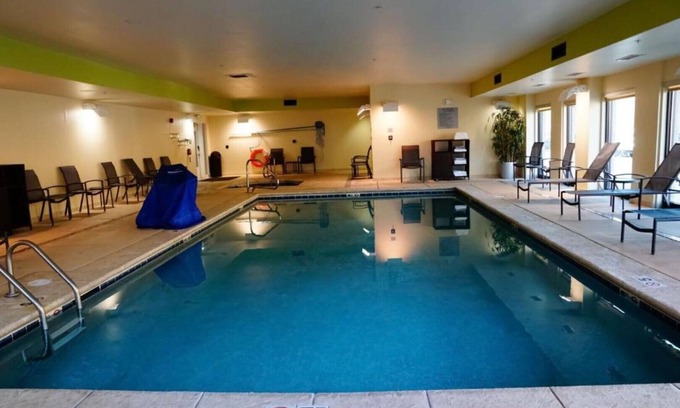 Aurora House | Hotel in Denver area located on premise of Southlands