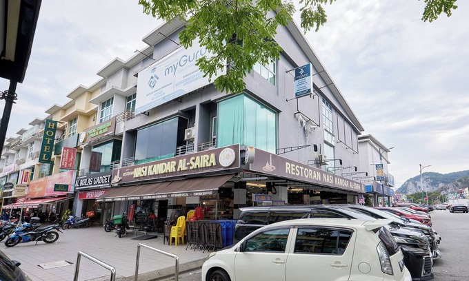 Batu Caves Hotel | Hotel Inap Sri Gombak