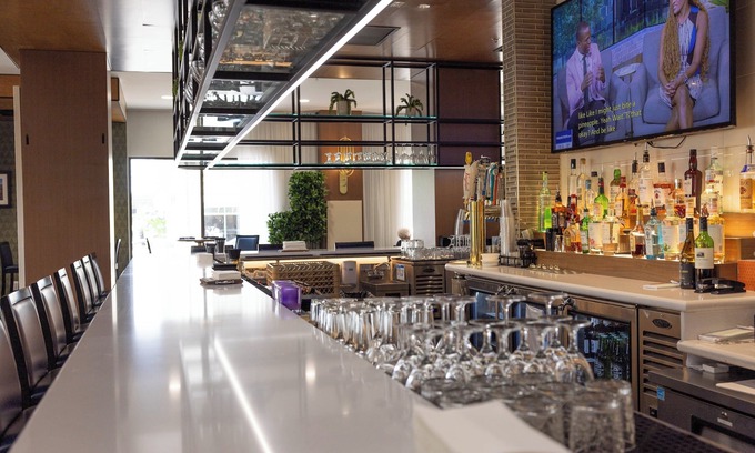 Downtown Detroit Hotel | Hotel Indigo Detroit Downtown by IHG