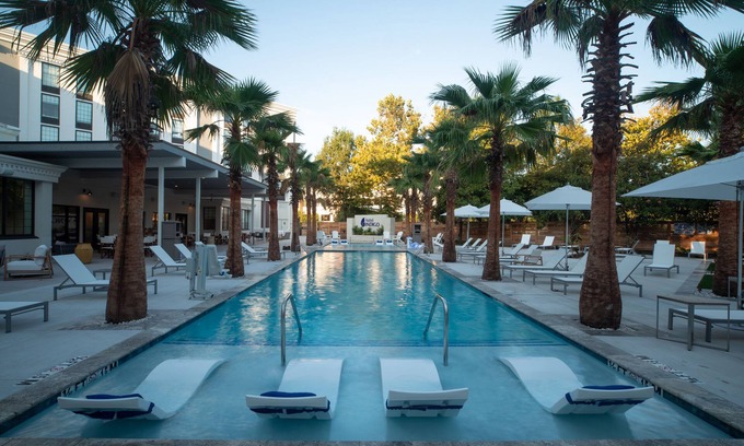 Charleston Hotel | Hotel Indigo Mount Pleasant by IHG