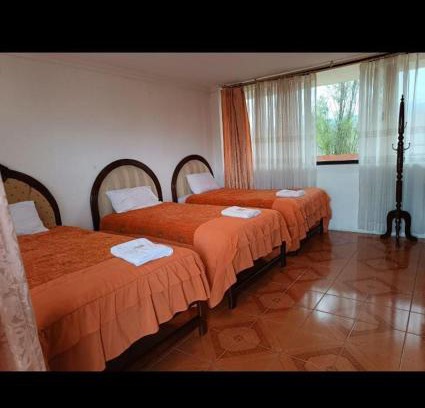 Parroquia Celiano Monge Hotel | Hotel International Prestige