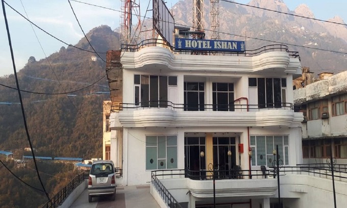Katra Hotel | Hotel Ishan