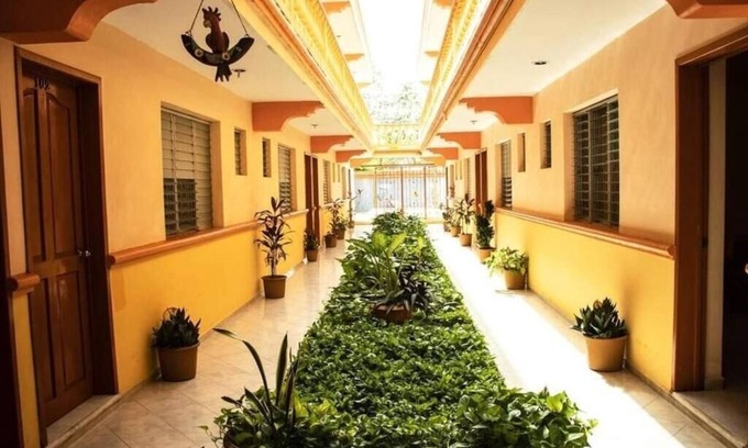 Colonia Centro Hotel | HOTEL ISLA ESMERALDA