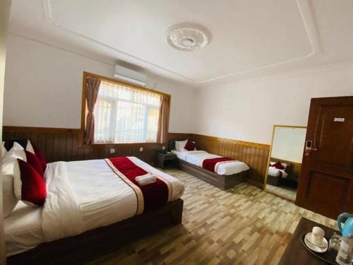 Changunarayan Hotel | Hotel Jigmeling Triple Delux