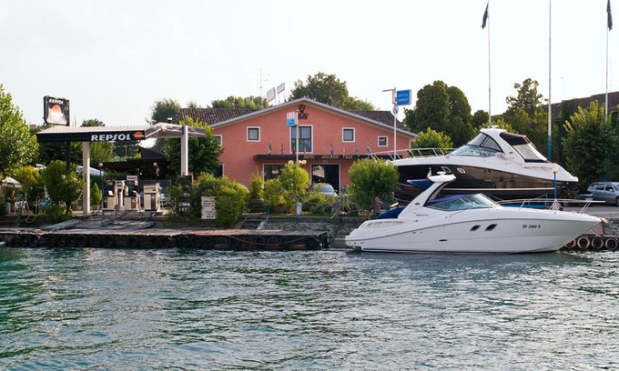 Peschiera del Garda Hotel | Hotel Johnson
