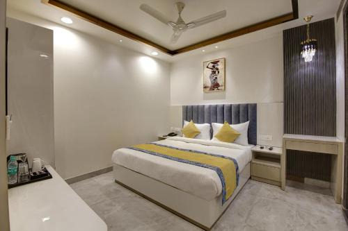 Paharganj Hotel | Hotel Kaca Inn-Traveller's Choice Awarded Best of the Best 2025