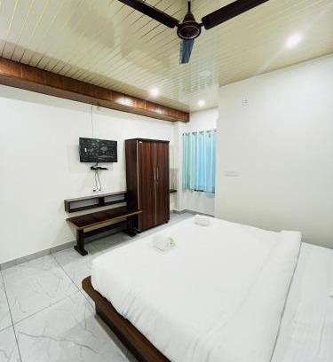 Rudrapur Apartment | HOTEL KINGDOM AND BANQUEt