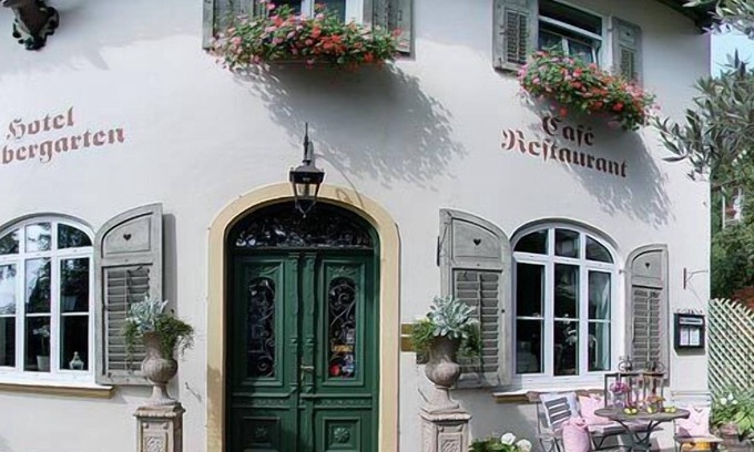 Bad Toelz Hotel | Hotel Kolbergarten
