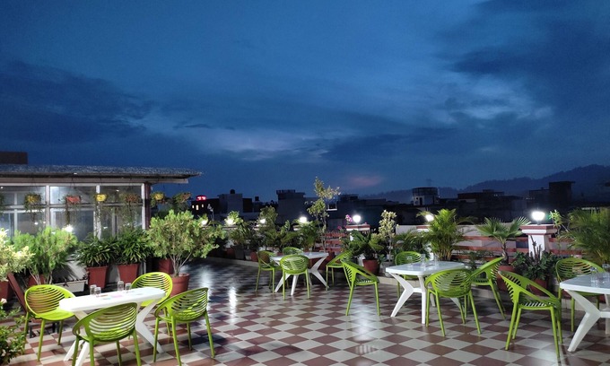 Haridwar Hotel | Hotel Krishna Ji