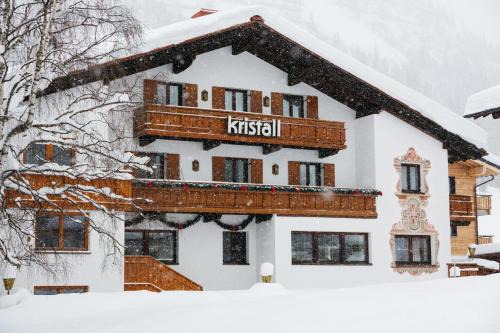 Lech am Arlberg Hotel | Hotel Kristall