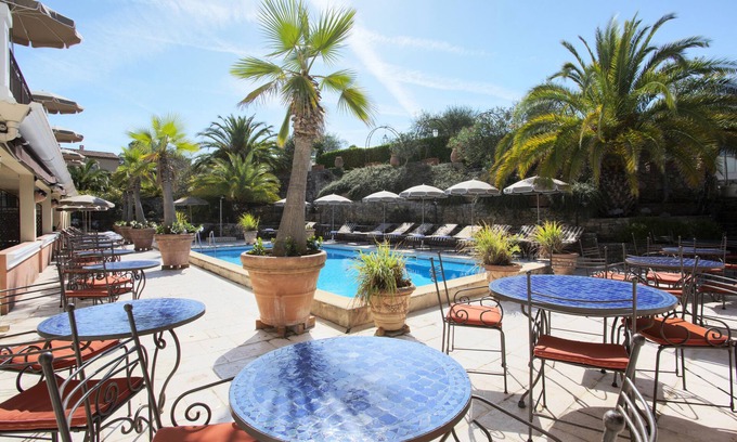Valbonne Hotel | Hotel La Bastide De Valbonne