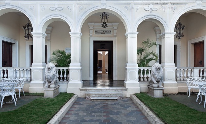 Leon Bed & Breakfast | Hotel La Perla