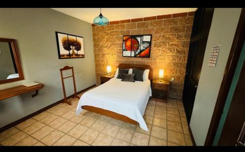Bernal Hotel | Hotel La Roca
