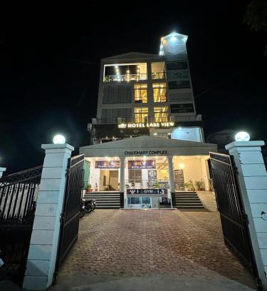 Chhatarpur Hotel | Hotel Lakeview By BookingCare