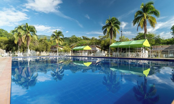 Villeta Hotel | Hotel Las Palmeras