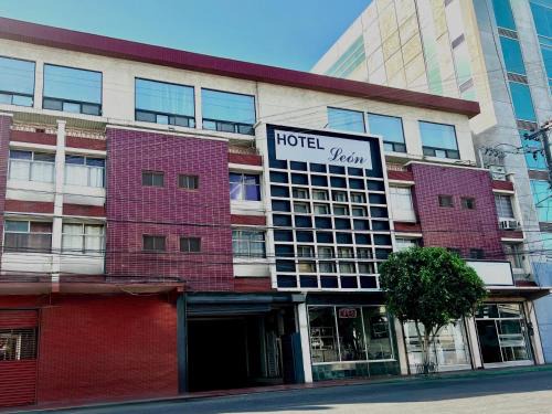 Avenida Revolucion Hotel | Hotel León