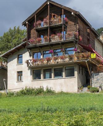 Molines-en-Queyras Hotel | Hotel Le Chamois Logis
