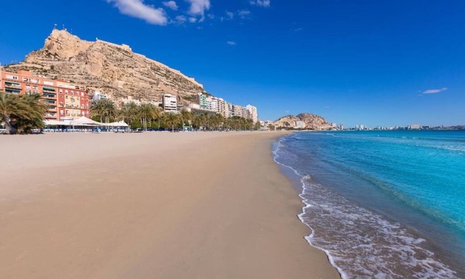 Alicante City Centre Hotel | Hotel Les Monges Palace Boutique