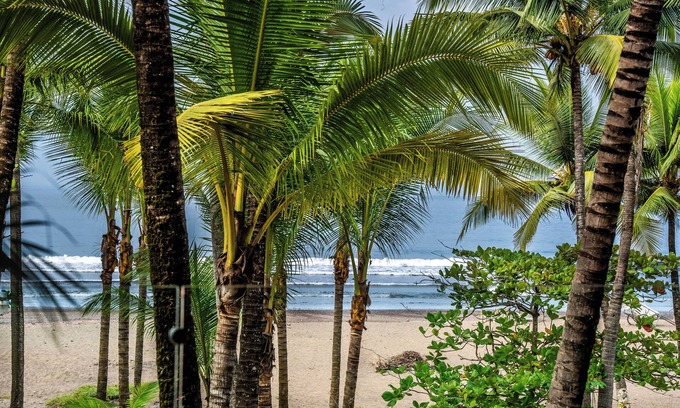Jaco Hotel | Hotel Lia