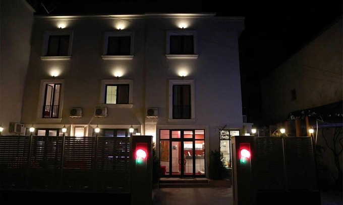Blloku Hotel | Hotel Liqeni