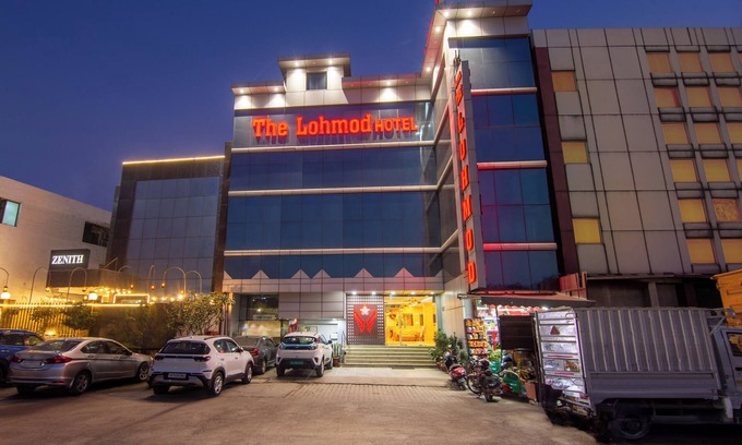 Mahipalpur Hotel | Hotel Lohmod