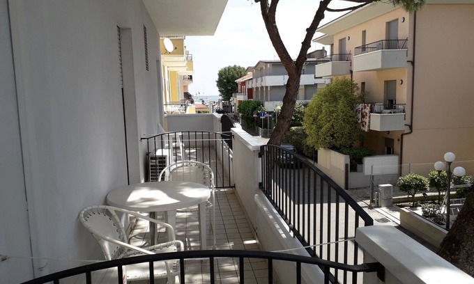 Torre Pedrera Hotel | Hotel Lora
